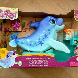 FurReal Dazzlin' Dimples My Playful Dolphin - Blue